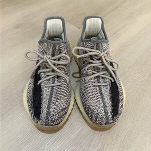 Yeezy Boost Zyon